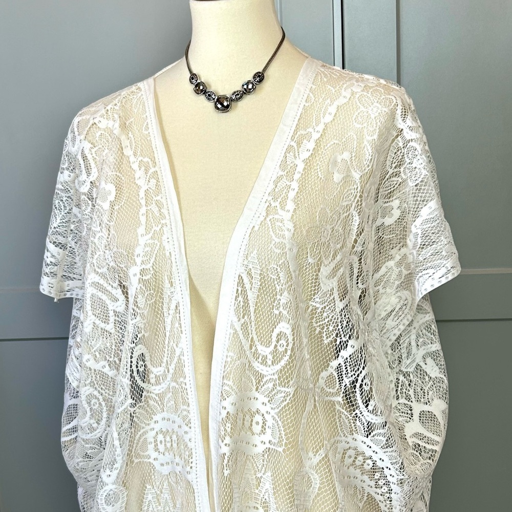 CG Couture Gems Lace Kimono Beige Coverup Short Sleeve Long Open Front Fringed